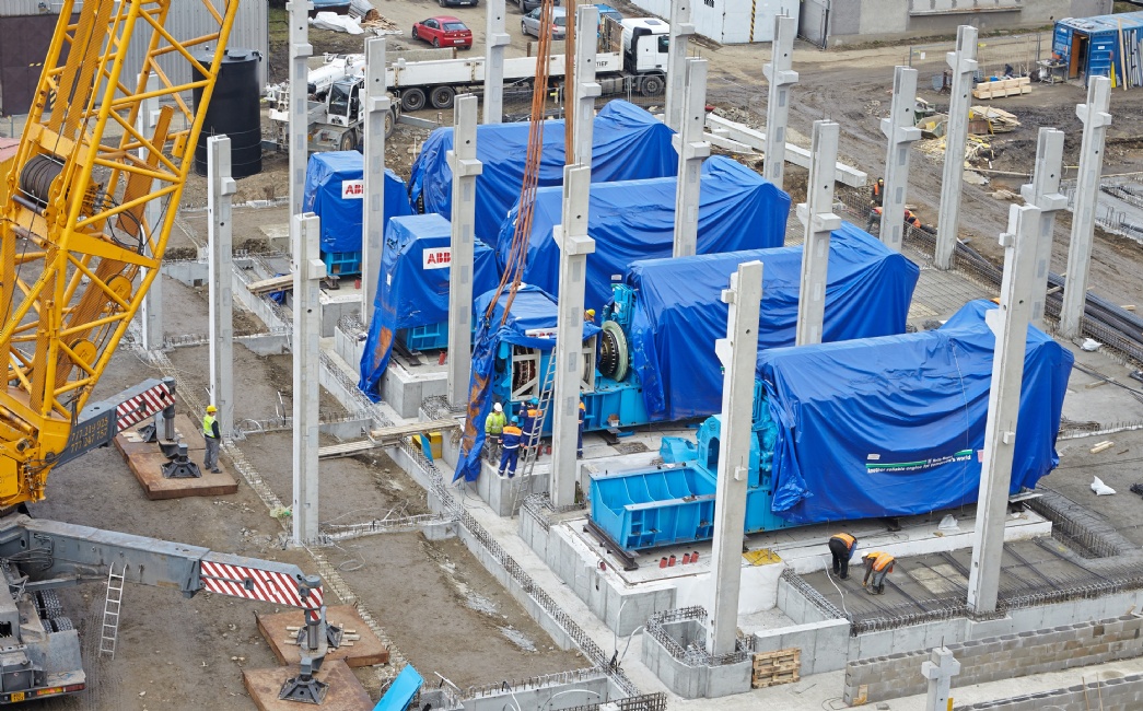 Oversize cargo of ROLLS-ROYCE engine units delivered to heating plant Planá